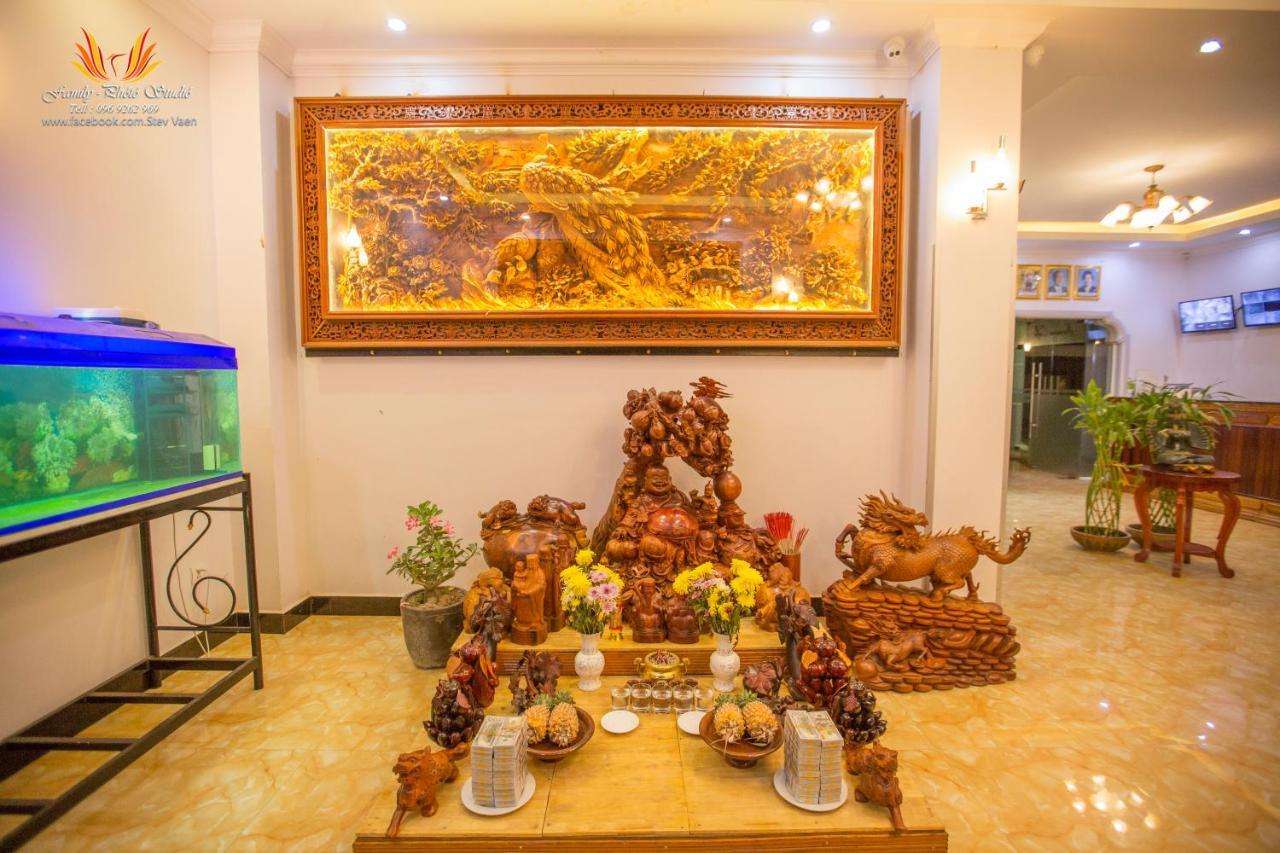 Jasmine Hotel& Sky Bar Баттамбанг Экстерьер фото