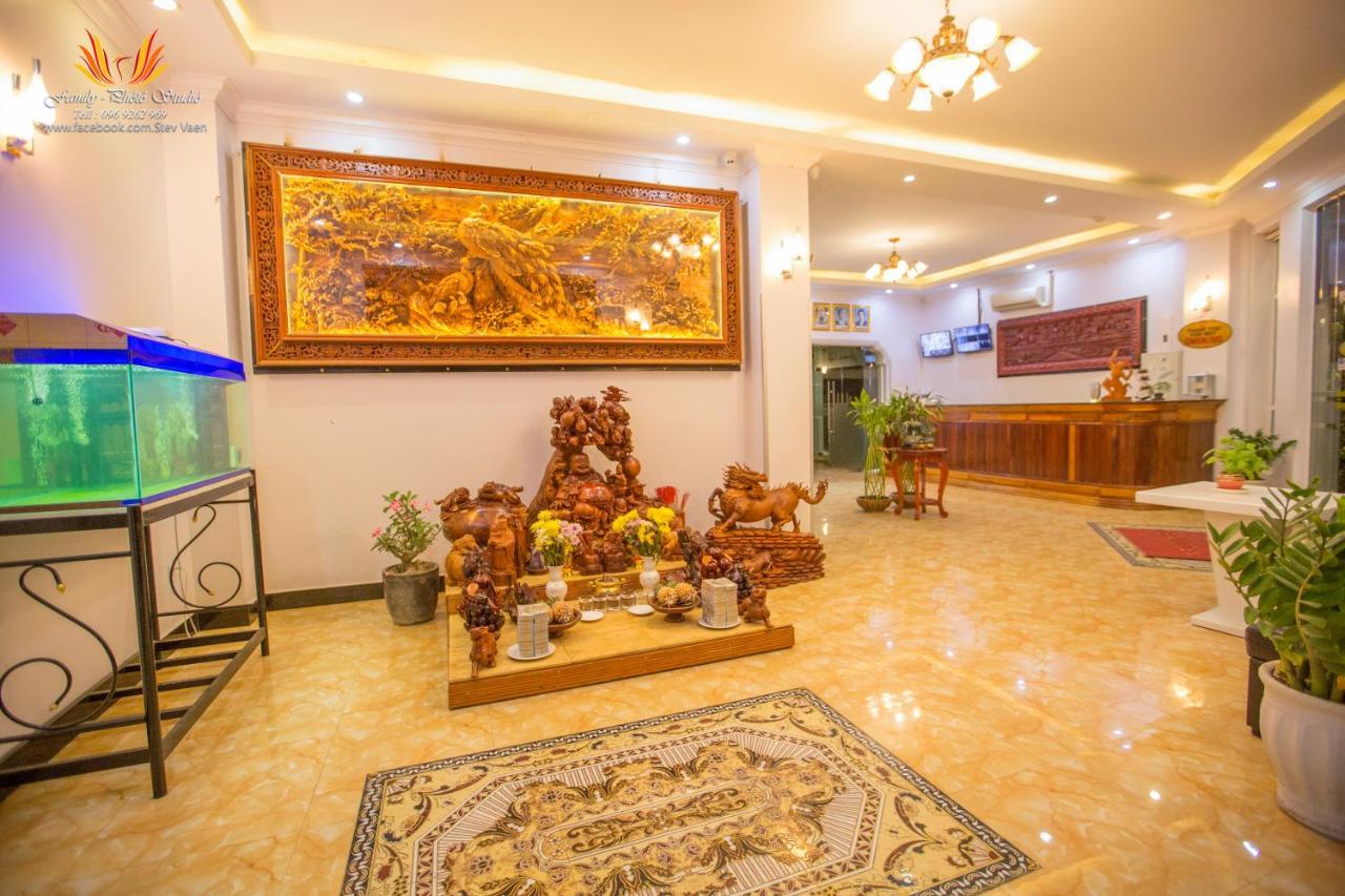 Jasmine Hotel& Sky Bar Баттамбанг Экстерьер фото